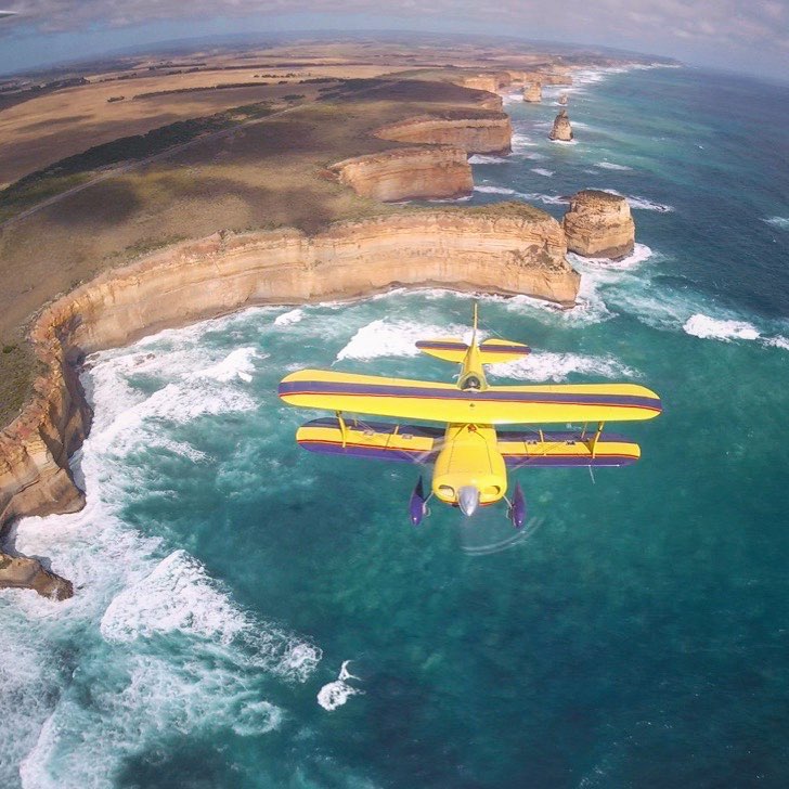 12 Apostles & Bay Of Islands Flight - We Wander