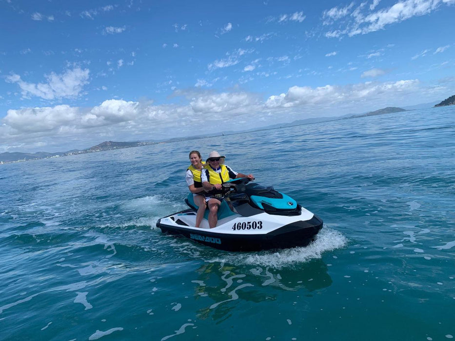 Snorkeling Magnetic Island