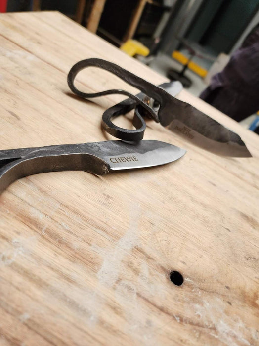 Beginner Blacksmith Blade Classes - Brisbane