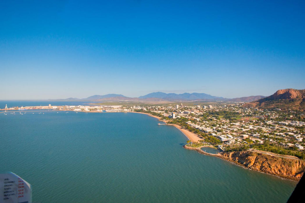 Cape Cleveland Scenic Flight