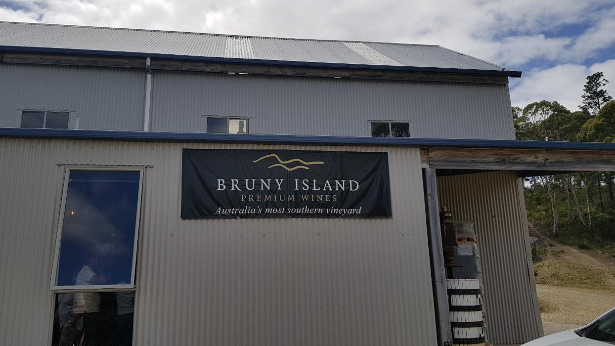 Bruny Island Day Tour - We Wander