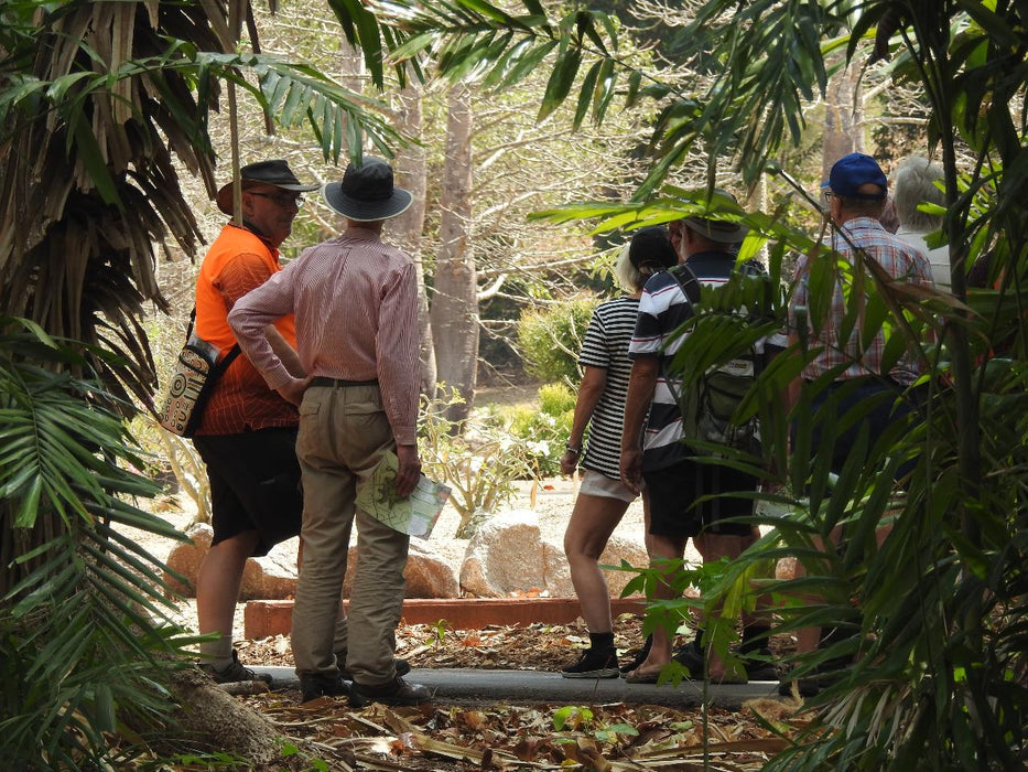 Walk The Botanic Gardens - We Wander